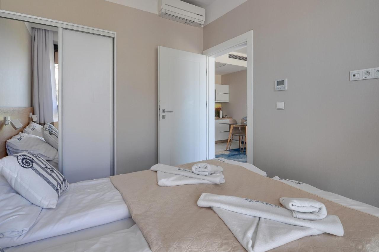 Apartament Z Widokiem Na Morze - Nadmorski Luksus Apartamenty Ustronie Morskie Bagian luar foto