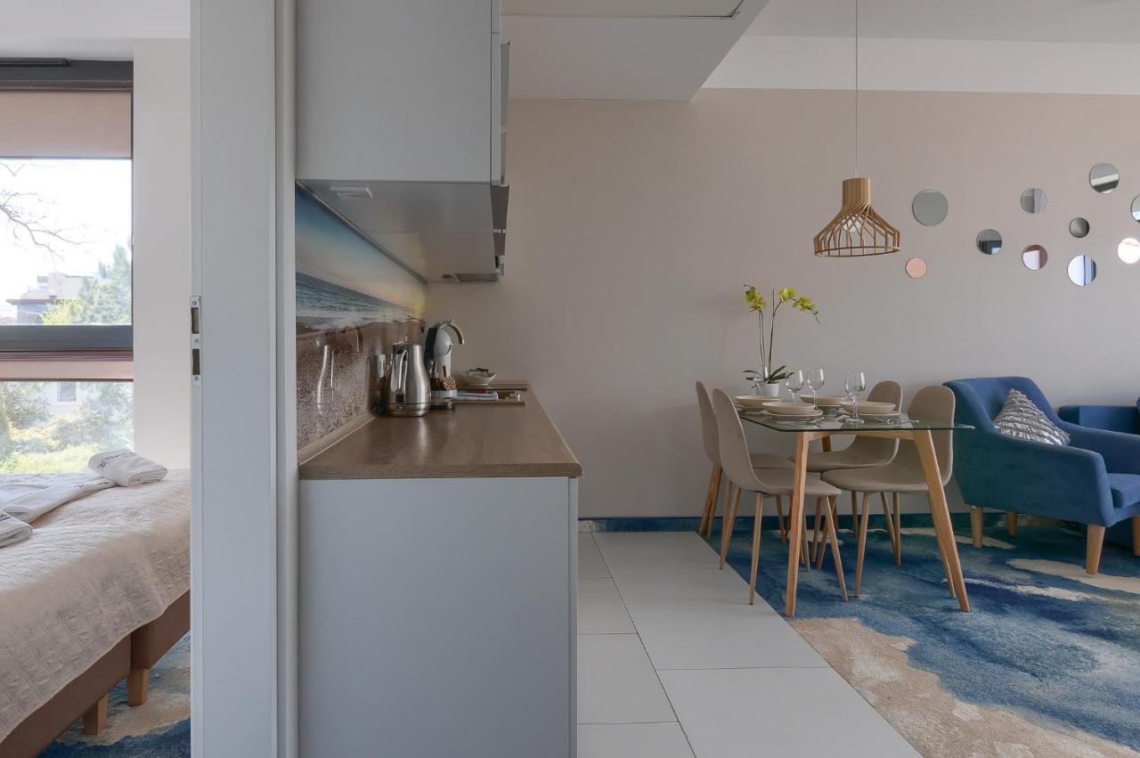 Apartament Z Widokiem Na Morze - Nadmorski Luksus Apartamenty Ustronie Morskie Bagian luar foto