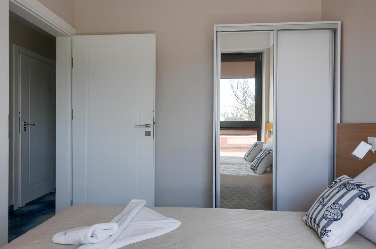 Apartament Z Widokiem Na Morze - Nadmorski Luksus Apartamenty Ustronie Morskie Bagian luar foto